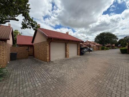 2 Bedroom Townhouse in Magalieskruin