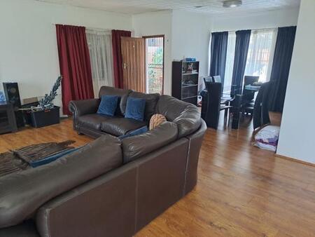 3 Bedroom House in Sinoville