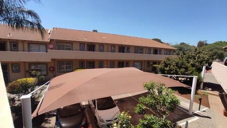 2 Bedroom Apartment in Sinoville