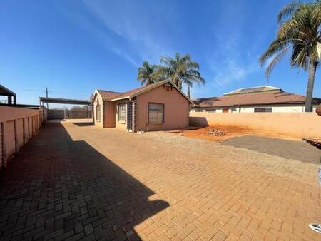 3 Bedroom House in The Orchards