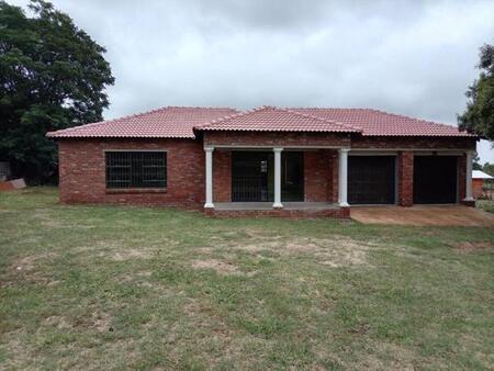 3 Bedroom House in Strydfontein