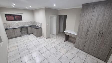 Studio Apartment in Doornpoort