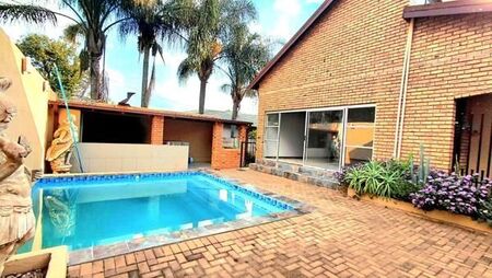 4 Bedroom House in Wonderboom South