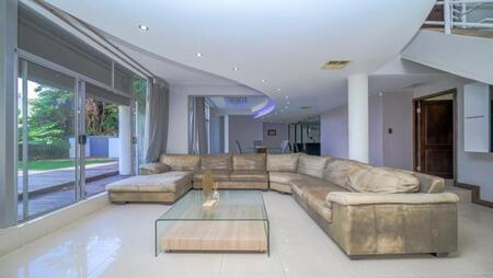 5 Bedroom Townhouse in Morningside