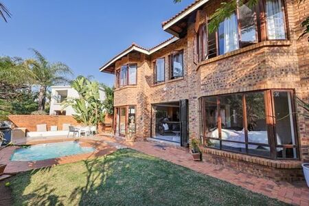 4 Bedroom House in Silver Lakes Golf Estate