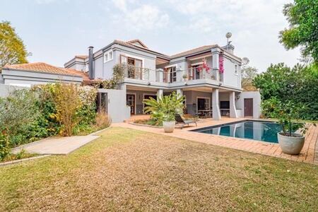 4 Bedroom House in Silver Lakes Golf Estate