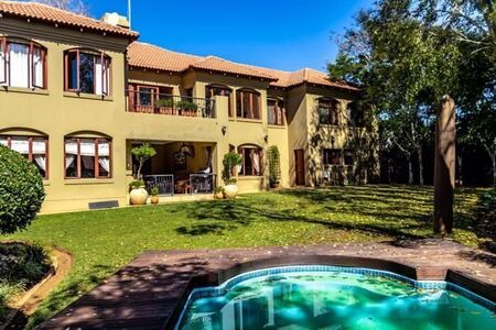 4 Bedroom House in Silver Lakes Golf Estate