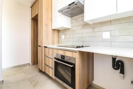 3 Bedroom Apartment in Lombardy Estate