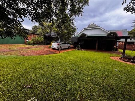 3 Bedroom House in Kameeldrift East