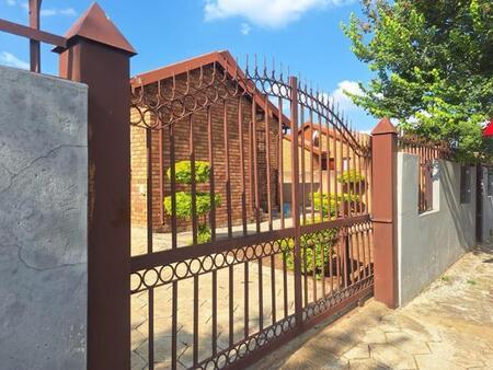 3 Bedroom House in Lotus Gardens