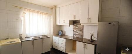 1 Bedroom House in Umhlatuzana