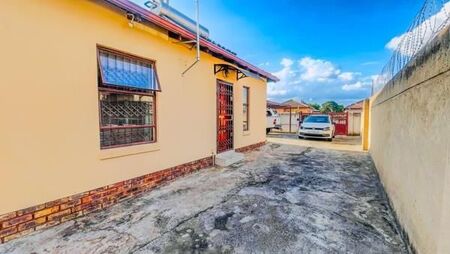 2 Bedroom House in Kirkney