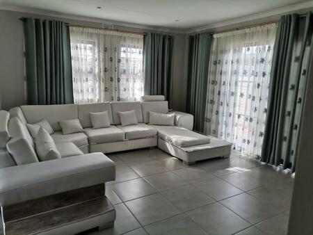 3 Bedroom House in Andeon Ah