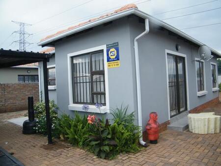 3 Bedroom Townhouse in Kirkney