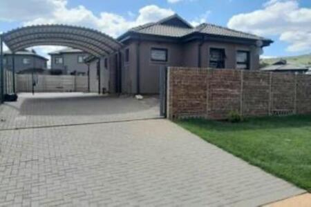 3 Bedroom House in Pretoria West