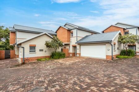 3 Bedroom Townhouse in The Hills