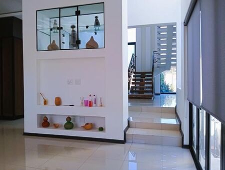 5 Bedroom House in The Hills