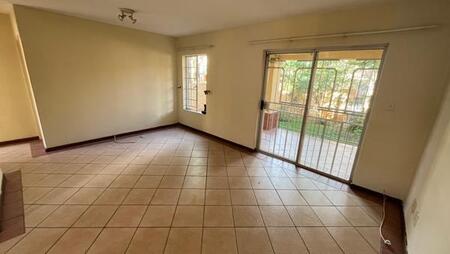 2 Bedroom Apartment in Mooikloof Ridge