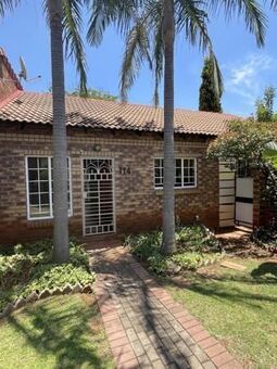 2 Bedroom Apartment in Equestria