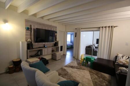 5 Bedroom House in Boardwalk