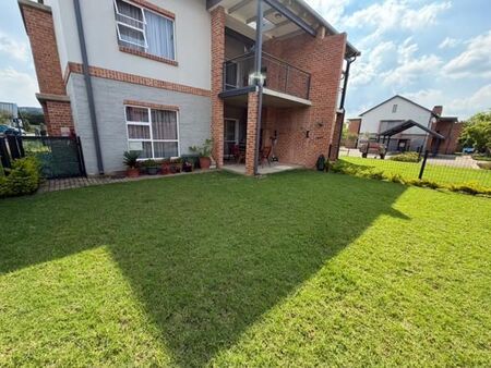 2 Bedroom Townhouse in Equestria