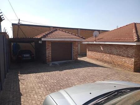 3 Bedroom House in Silverton