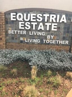 2 Bedroom Townhouse in Equestria