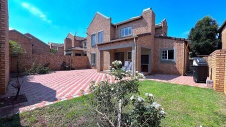 3 Bedroom Townhouse in Equestria