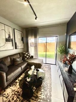 2 Bedroom Apartment in Erasmuskloof