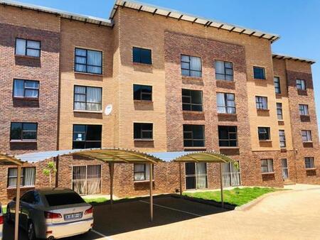 2 Bedroom Flat in Erasmuskloof