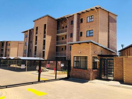 2 Bedroom Flat in Erasmuskloof