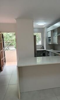 2 Bedroom Flat in Newlands