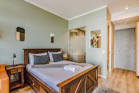 1 Bedroom Apartment in Menlyn