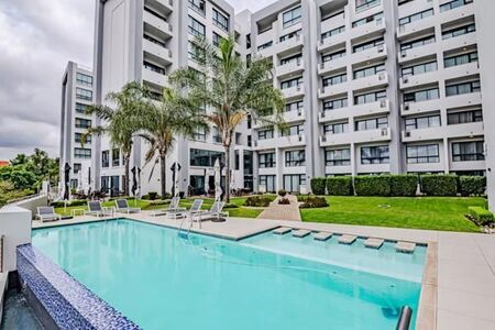 1 Bedroom Apartment in Menlyn