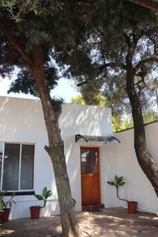 1 Bedroom Flat in Groenkloof