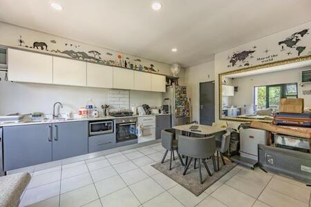 1 Bedroom Apartment in Menlo Park