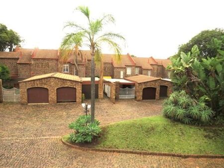 3 Bedroom Townhouse in Waterkloof