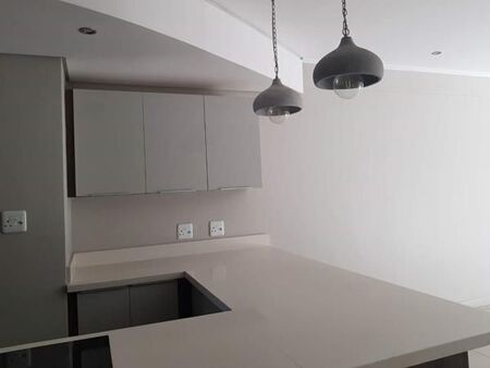 2 Bedroom Apartment in Menlo Park