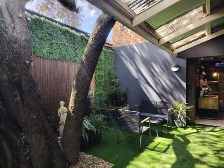 2 Bedroom House in Brooklyn