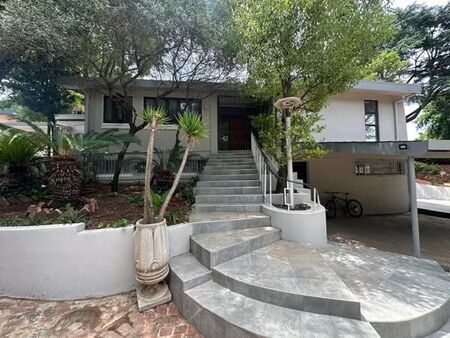 4 Bedroom House in Waterkloof