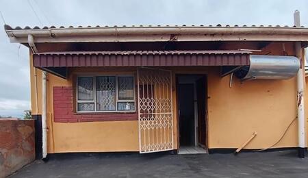 1 Bedroom House in Crossmoor