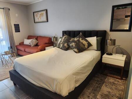 1 Bedroom Apartment in Menlo Park