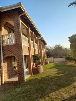 1 Bedroom Apartment in Umhlatuzana