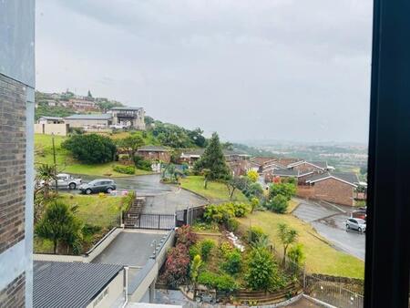 2 Bedroom Apartment in Athlone Park