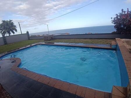 4 Bedroom Townhouse in Bluff