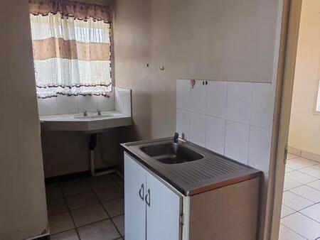 1.5 Bedroom Apartment in Everest Heights