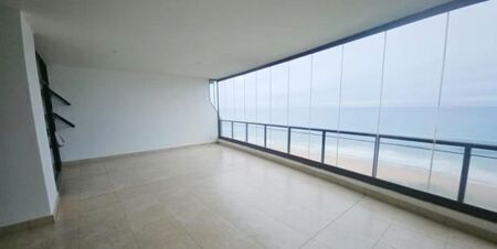 3 Bedroom Apartment in La Mercy