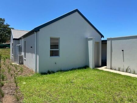 3 Bedroom House in Sheffield Beach