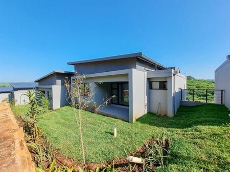 2 Bedroom Apartment in Palm Lakes Estate