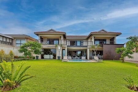 4 Bedroom House in Sheffield Beach